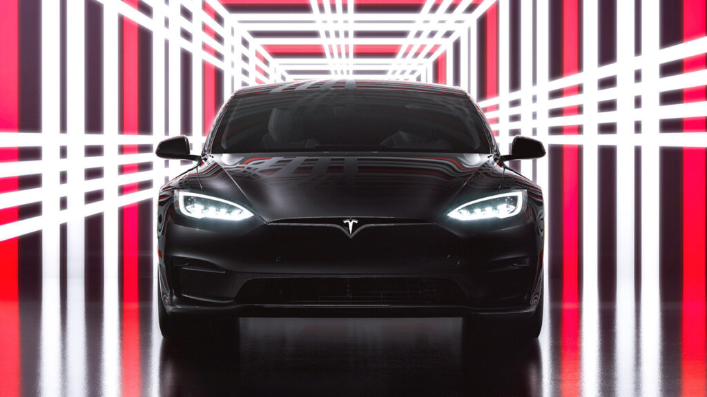 2024 Tesla Model S Plaid AWD Tri