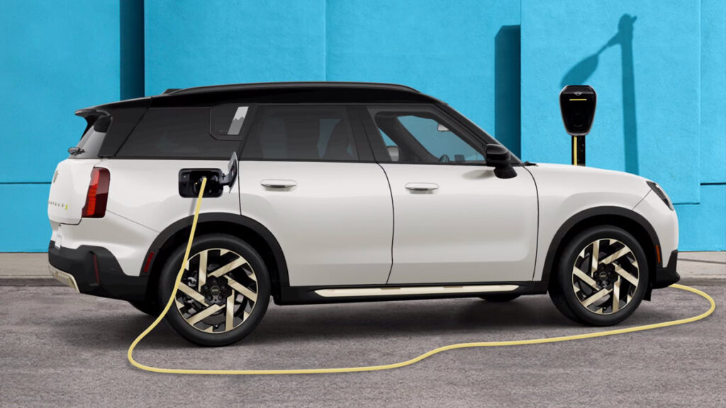 2025 MINI Countryman SE ALL4